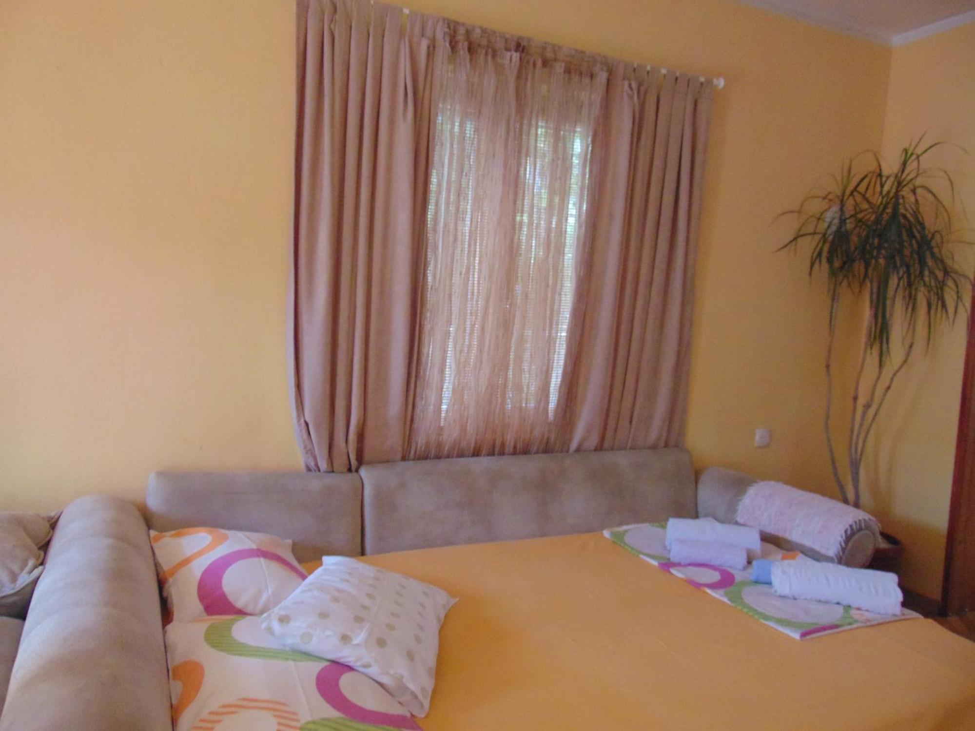 Guest House Ivan Budva Bagian luar foto