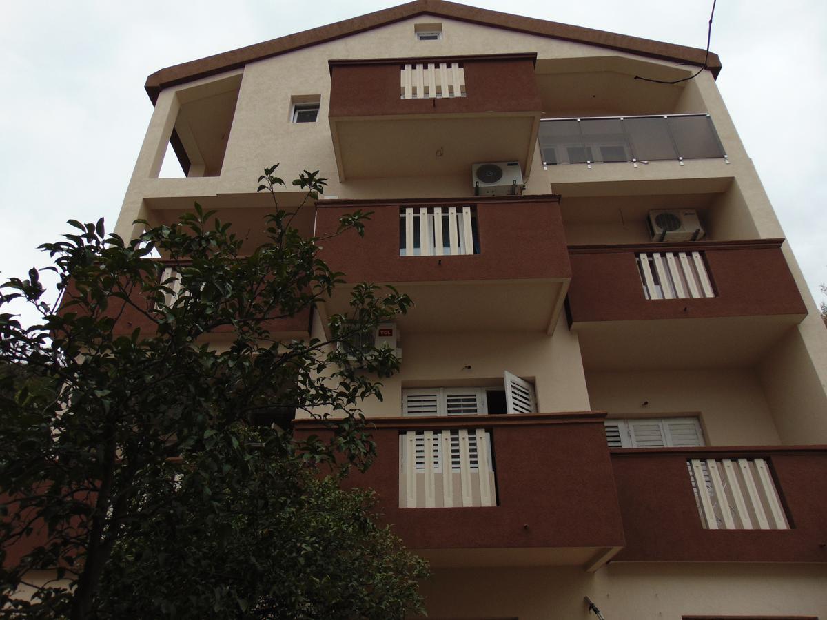Guest House Ivan Budva Bagian luar foto